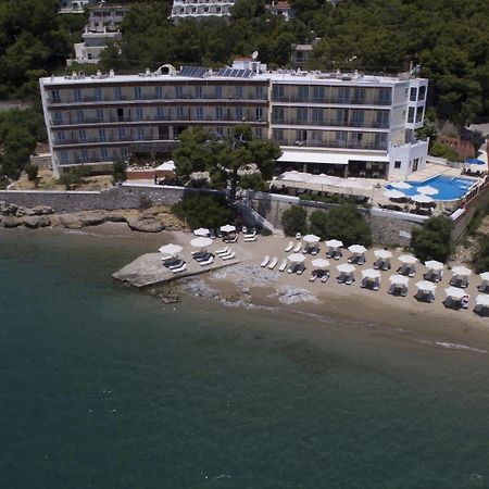 ホテル Golden View Poros Town エクステリア 写真
